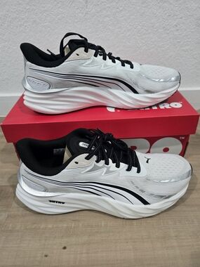 Puma Velocity Nitro 4 Men's White and Black Running Shoes